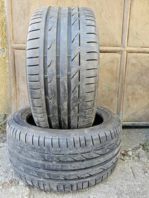 Predám 2-letné pneumatiky Bridgestone Potenza 245/40 R17