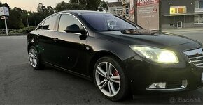 Opel Insignia - 1