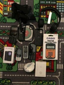 Mobil, kalkulator, power bank, iphone