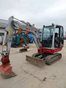 TAKEUCHI TB230 - 2875Kg