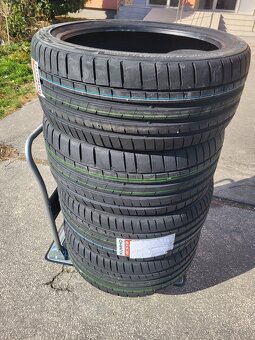 Predám nové let.pneu. KUMHO PS72 Sport S - 245/40+275/35 R20