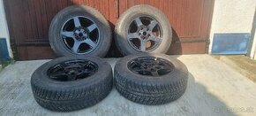 245/65 R17