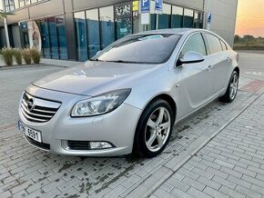 Opel Insignia 1.8