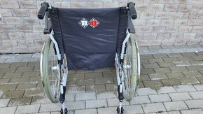 invalidny vozík XL 53cm pridavne brzdy pre asistenta