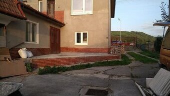 Rodinny dom 200m2 pozemok 1500m2