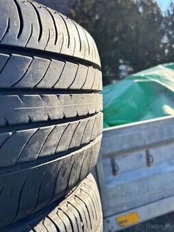 Dunlop 235/55 R20 - 1