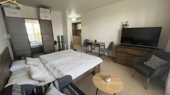 Ponúkame na predaj 1-izbový byt s balkónom v apartmánovom do