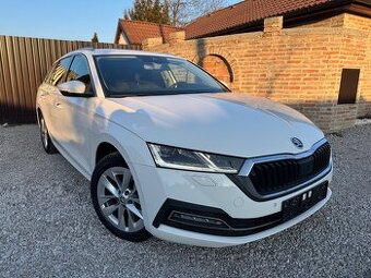 ŠKODA OCTAVIA 2,0 TDI KOMBI 4 / VIRTUAL / DSG