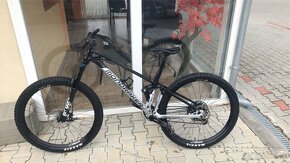 Mondraker foxy 2022 vel. L