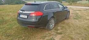 Opel Insignia Sports Tourer SW - 1