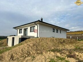 NOVOSTAVBA, 4i BUNGALOV, Častkovce, pozemok 517m2