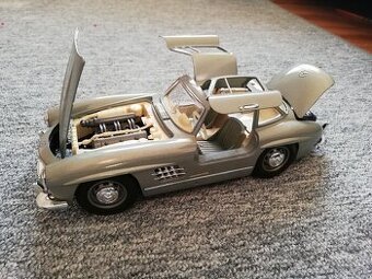 1:18 Mercedes 300SL 1954 Bburago