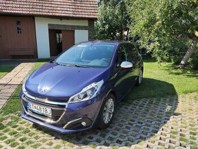 Predám zánovný Peugeot 208 - 1