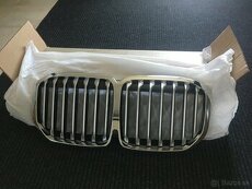 BMW X7 predna mriezka oe 51137454849 - 1