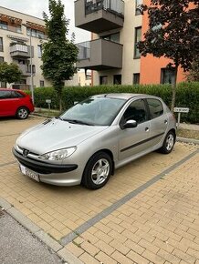 Predám Peugeot 206 1.1 benzín