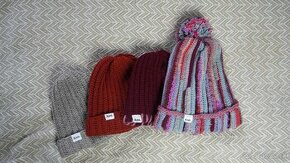 Ručne vyrobené háčkované čiapky (beanies) značky Ann. - 1