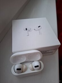 Apple AirPods Pro 1. generacia