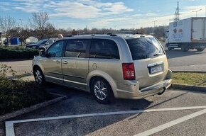 Predám Chrysler Town and Country 4.0 V6 benzín (Voyager)