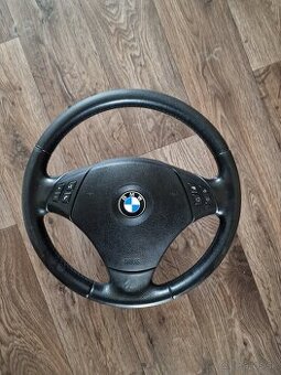 Bmw E90 volant