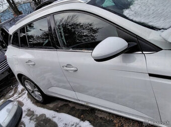 Renault MEGANE 2019 predám DVERE a iné diely  Renault MEGANE