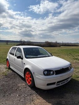 VW Golf IV (4)