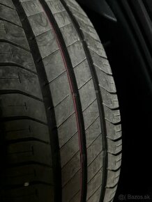 Predám 4 pneu 205/45R17  Bridgestone Ecopia 4-5m