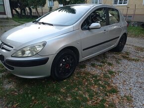 Peugeot 307