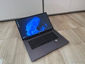 15.6"/Huawei/Notebook/i3-10110/8GB RAM DDR4/NVMe 256GB SSD