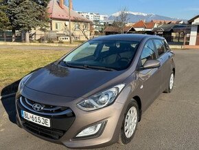 Hyundai i30 1.6crdi 94 kw