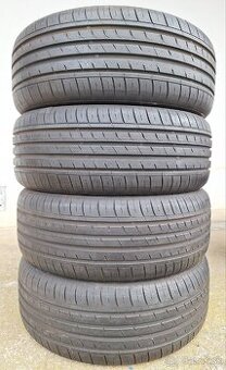 Letne pneu 215/55 R17 Nexen N'Fera Su1, málo používané