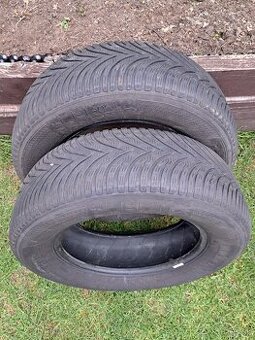 Zimne pneu 215/65 r16