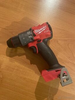 MILWAUKEE M18 FUEL AKU VŔTAČKA S PRÍKLEPOM