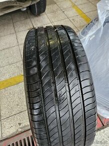 235/50 R19 letne ako nove - 1