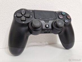 PlayStation 4 Sony ovládač