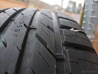 predám pneumatiku nokian 205/55 r16