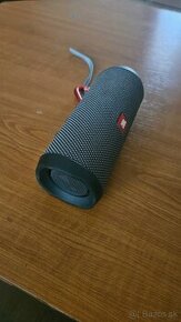 JBL Flip Essential 2 sivý