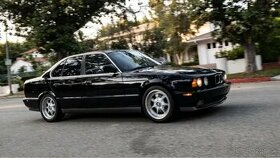 E34 Interier & Exterier & Motor