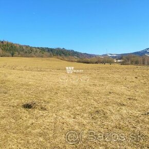 Pozemok pre rodinné domy - Lodno /889 m2/