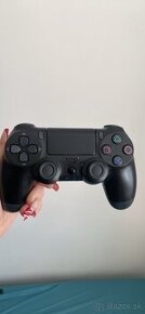 Playstation 4 - 1