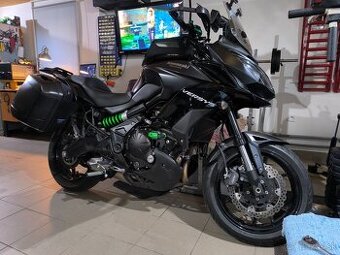 Predám Kawasaki Versys 650 , 25800 km, vo výbave