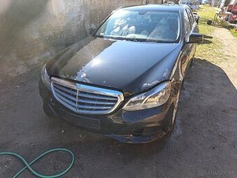 Predam rozpredam mercedes w212 e300  bluetec hybrid