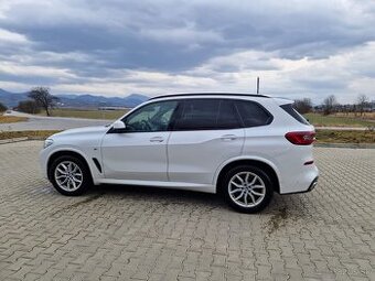 BMW X5 xDrive30d A/T