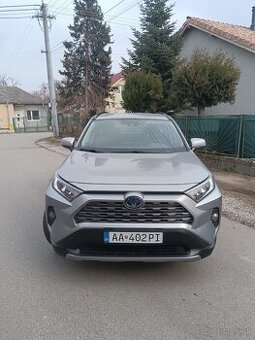 Na predaj: Toyota Rav4 2020 – Hybrid 4x4 - 1