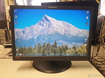 19"  LCD