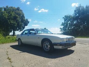 Jaguar XJ40 Sovereign 4.0