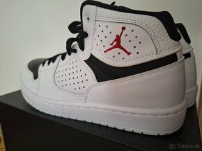 Nike Jordan NOVE