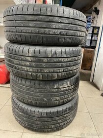 Tourador 225/55 r17 - 1