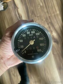 Predám tachometer skoda