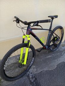 ,,29" karbónový horský bike