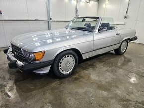 Mercedes Benz 560SL